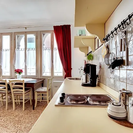 Ca' Badoer Frari Appartement *