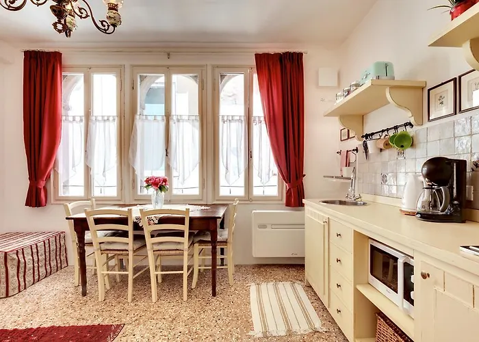 Ca' Badoer Frari 公寓 *