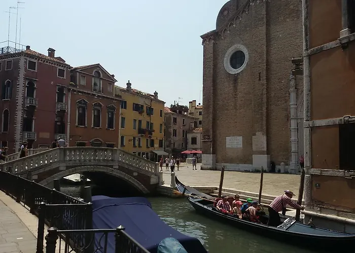 Ca' Badoer Frari * 베니스