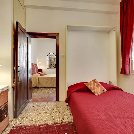 Ca' Badoer Frari Apartamento *